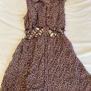 Floral Sleeveless Dress with cutout Detail